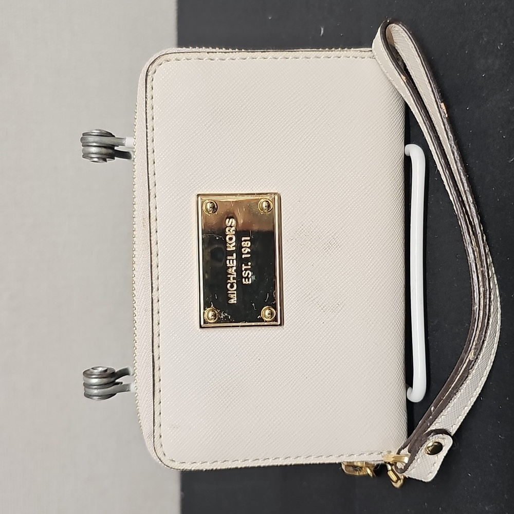 MICHAEL KORS JET SET ZIP AROUND WRISTLET WALLET BFPM-10-078